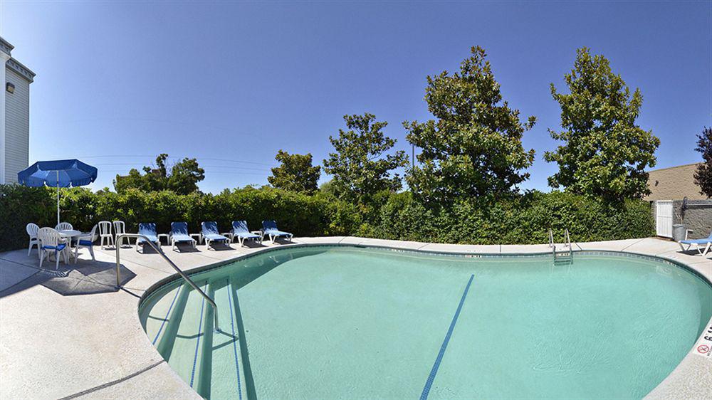 Comfort Inn Redding Near I-5 Exterior photo